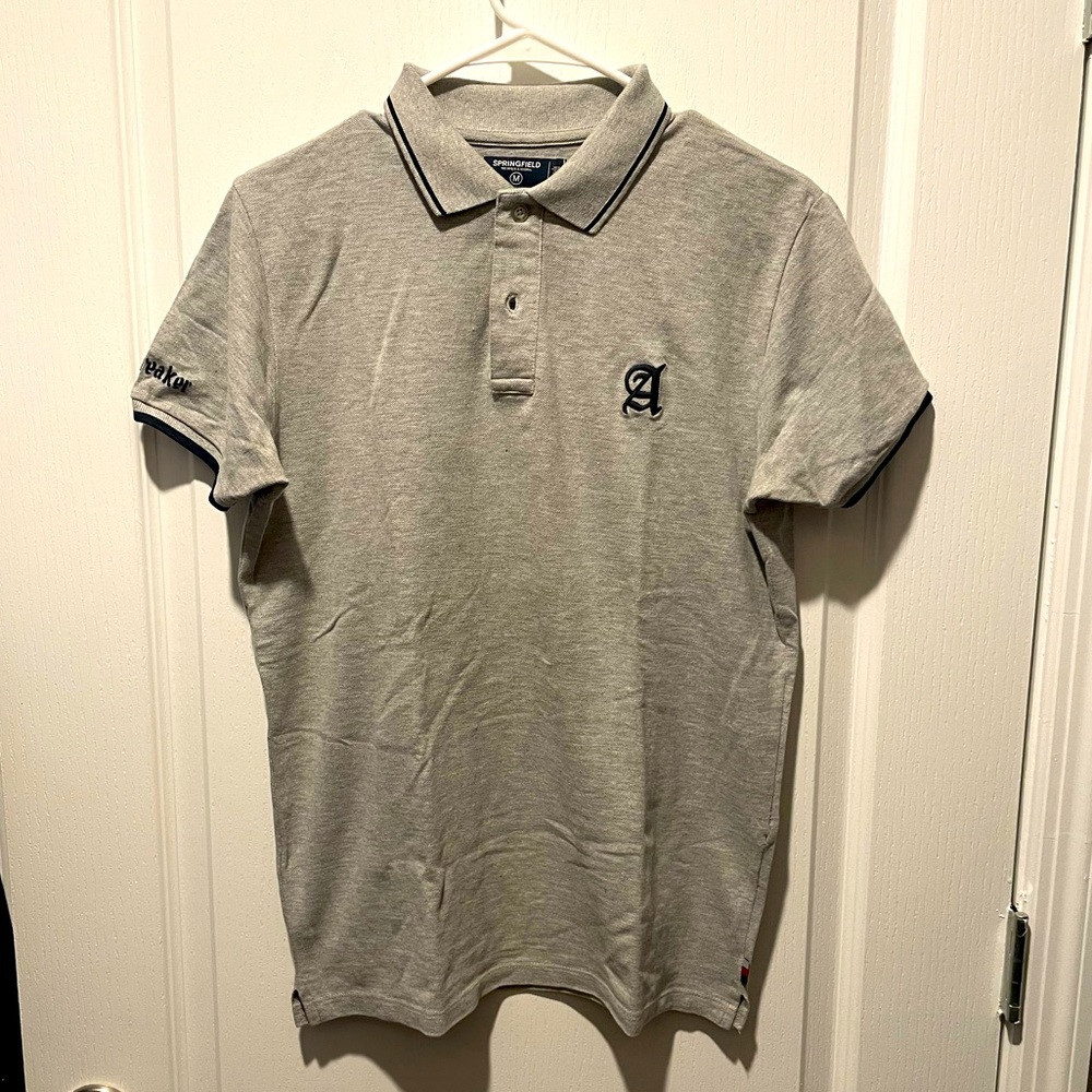 Grey Springfield polo. Medium size